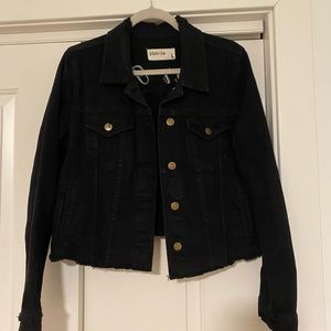 Black cropped jean jacket (L)